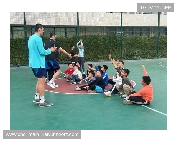 职业球员是否参与城市青少年篮球推广活动，职业篮球球员和业余球员区别